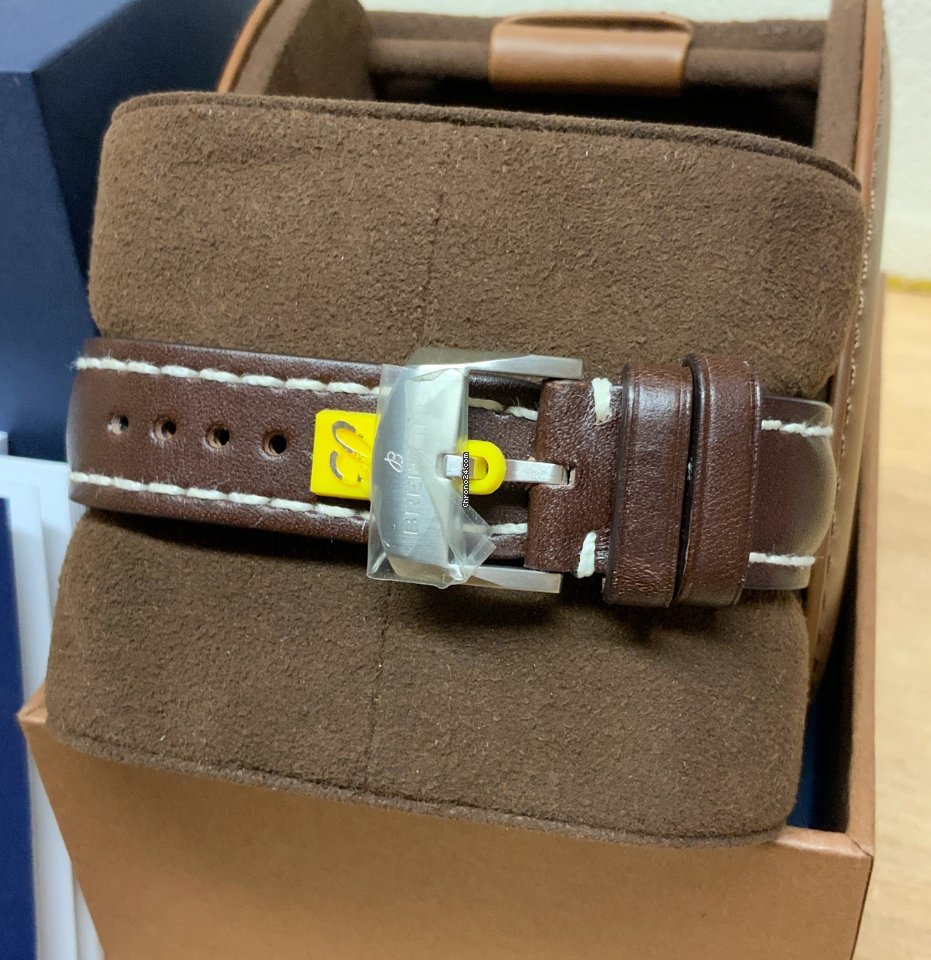 IMG_9081 Breitling Aviator 8 Mens watch Unisex Automatic Steel A17315101B1X3 Replica 6