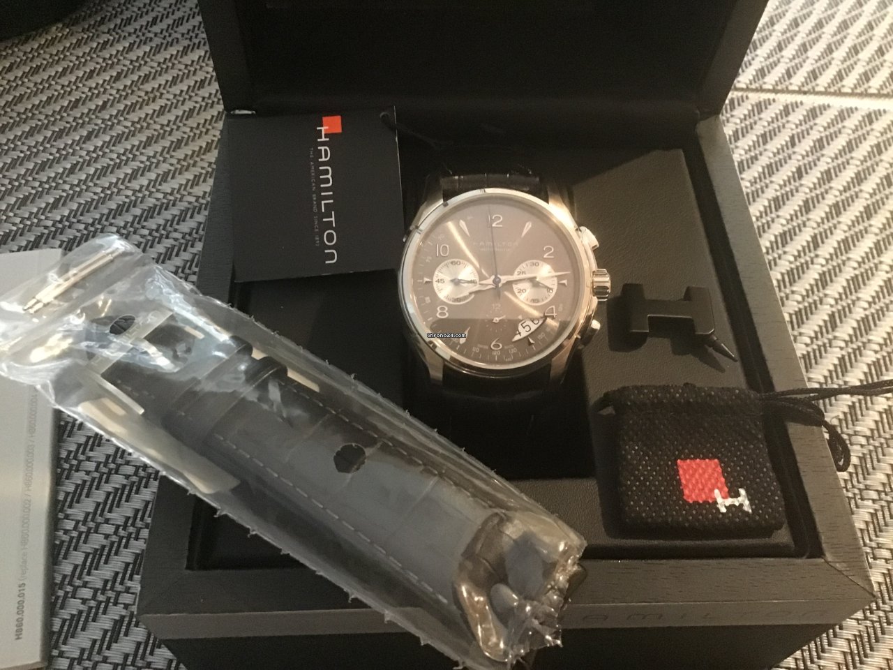 IMG_9081 Hamilton Jazzmaster Auto Chrono Mens watch Unisex Automatic Steel H326560 Replica 6