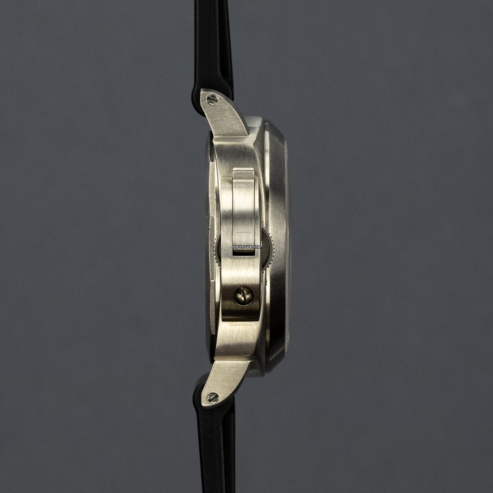 IMG_9081 Panerai Luminor Marina Mens watch Unisex Automatic Titanium PAM 00056 Replica 6
