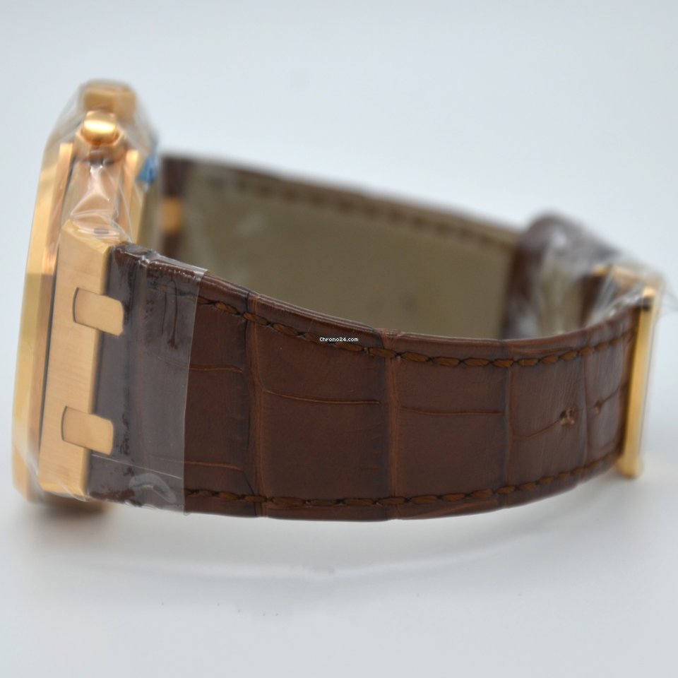 IMG_9081 Audemars Piguet Royal Oak Chronograph Mens watch Unisex Automatic Rose gold 26320OR.OO.D088CR.01 Replica 6