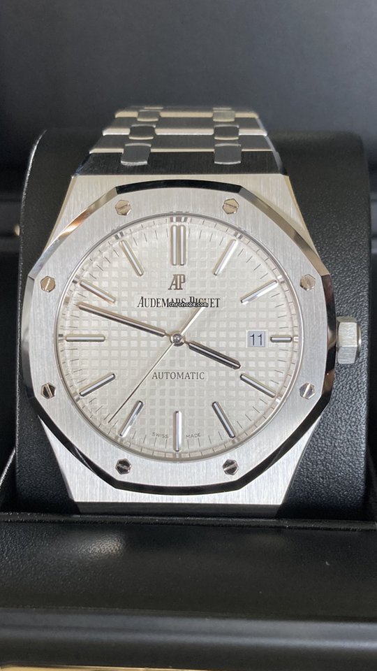 IMG_9081 Audemars Piguet Royal Oak Selfwinding Mens watch Unisex Automatic Steel 15400ST.OO.1220ST.02 Replica 6