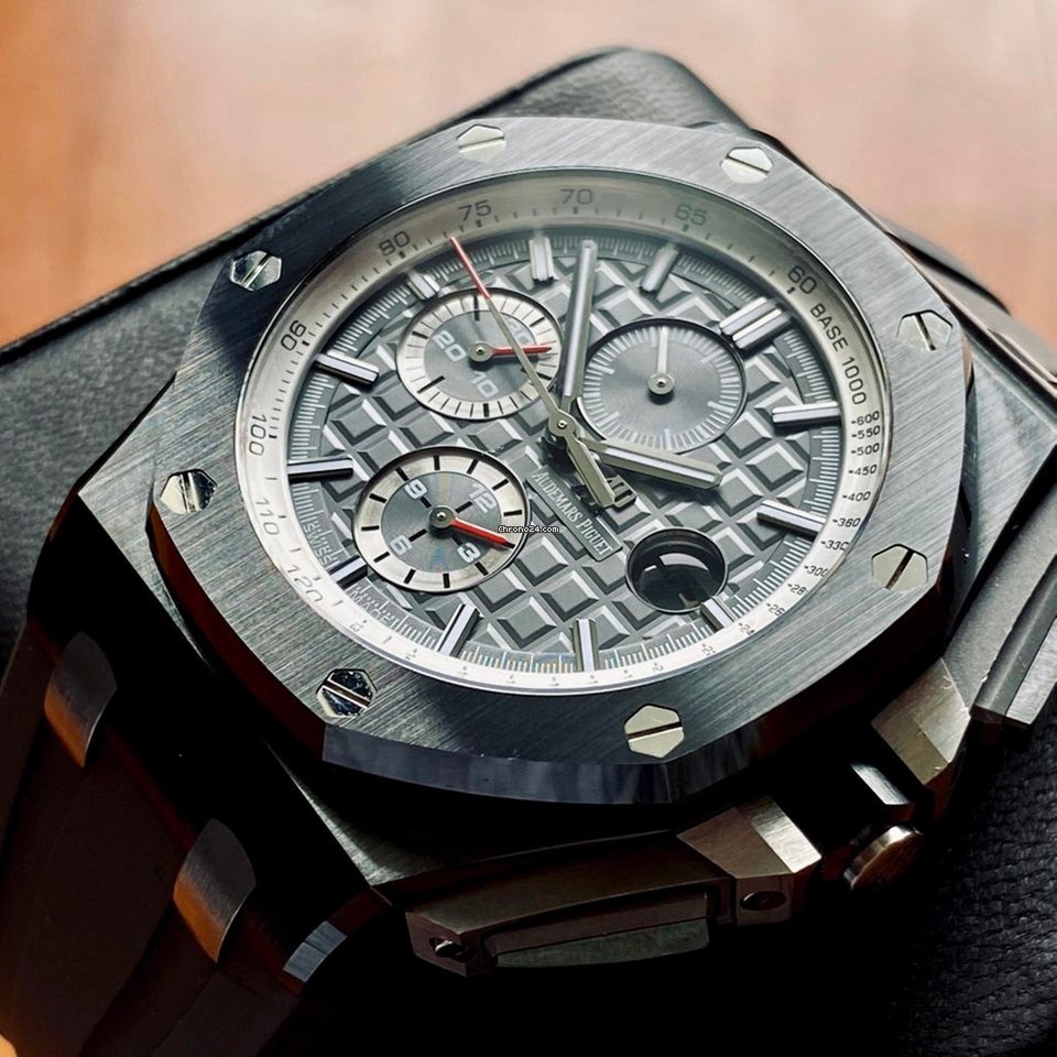 IMG_9081 Audemars Piguet Royal Oak Offshore Chronograph Mens watch Unisex Automatic Ceramic 26405CE.OO.A002CA.01 Replica 6