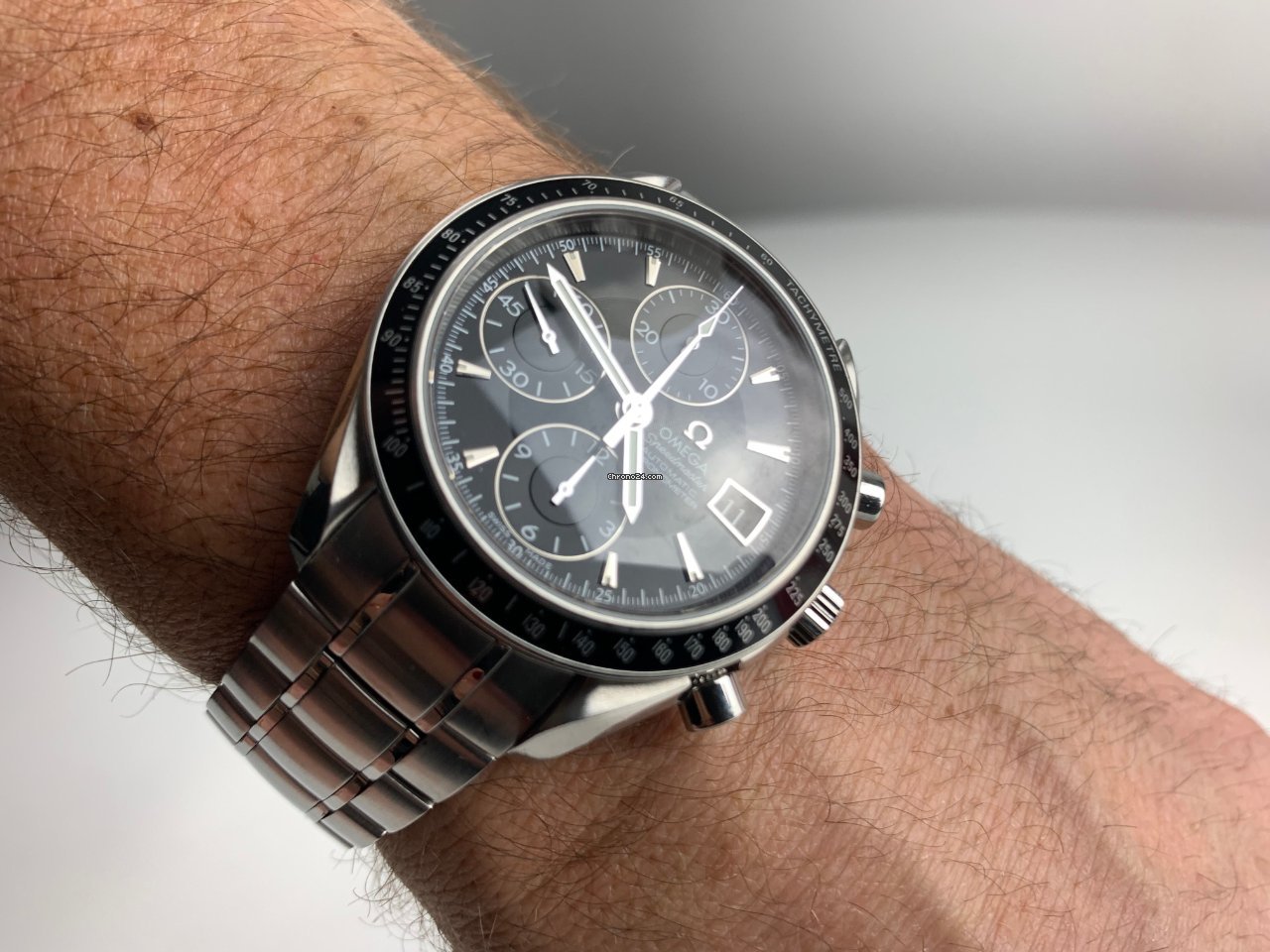 Omega Speedmaster Date Mens watch Unisex Automatic Steel 32105000 Replica 6
