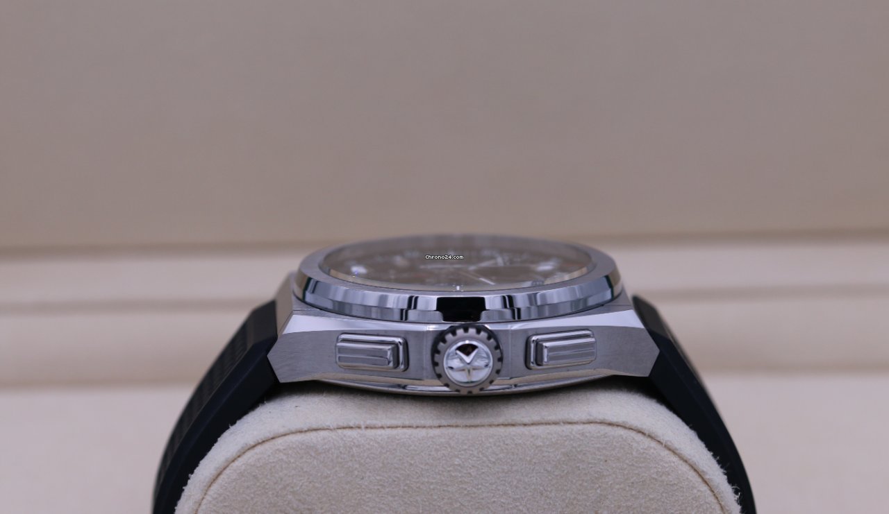 IMG_9081 Zenith Defy El Primero Mens watch Unisex Automatic Titanium 95.9000.9004 78.R782 Replica 6