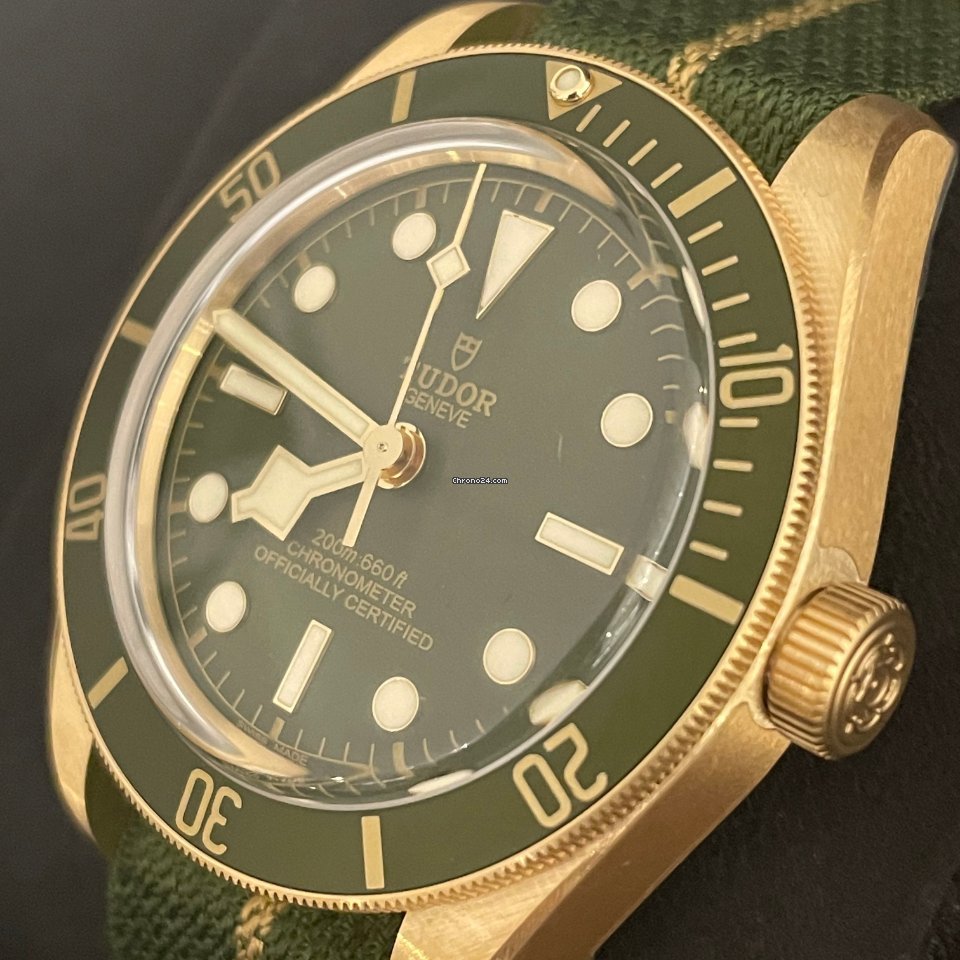 IMG_9081 Tudor Black Bay Fifty-Eight Mens watch Unisex Automatic Yellow gold M79018V Replica 6