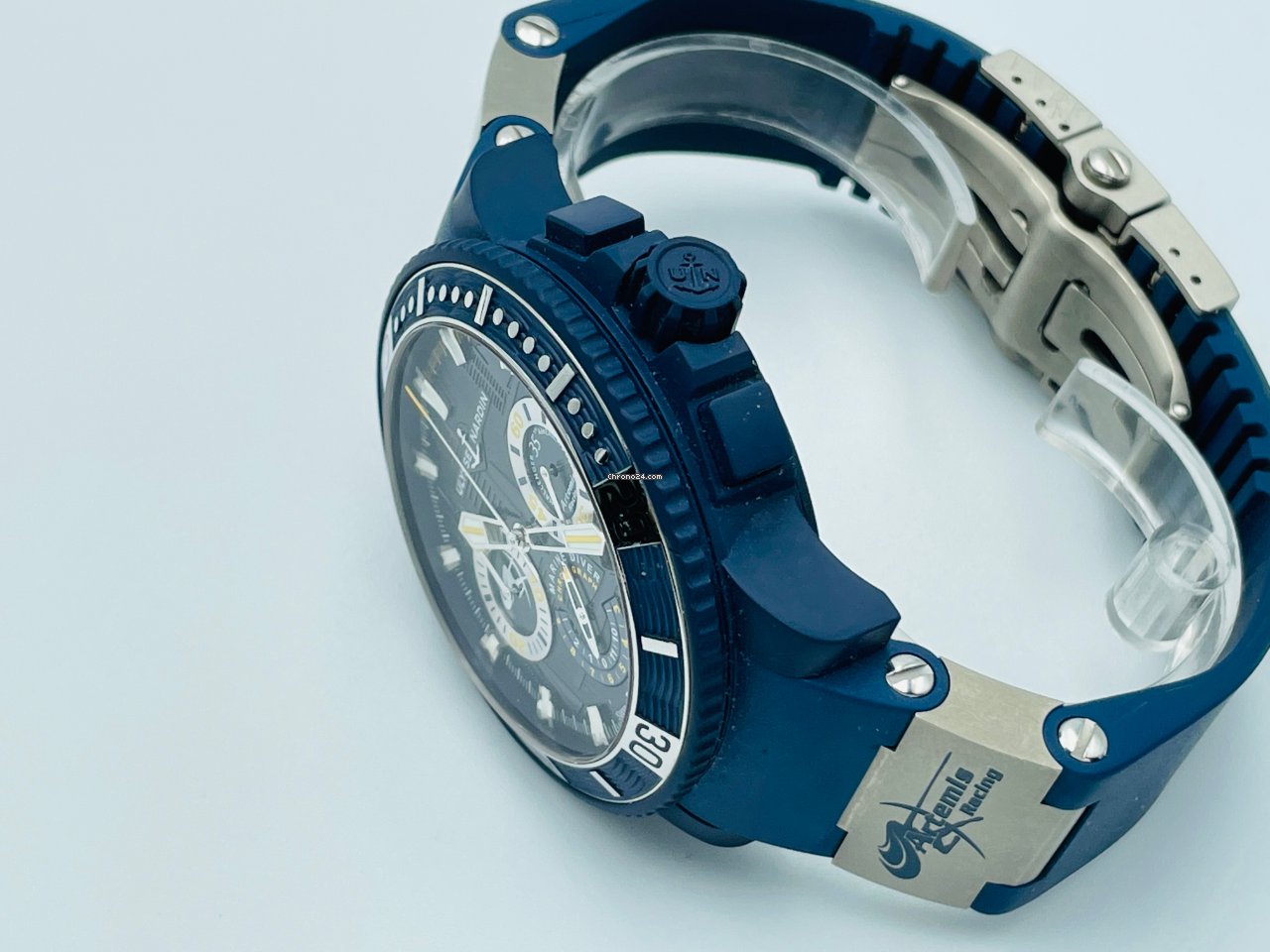 IMG_9081 Ulysse Nardin Mens watch Unisex Automatic Plastic 353-98 ARTEMIS Replica 6