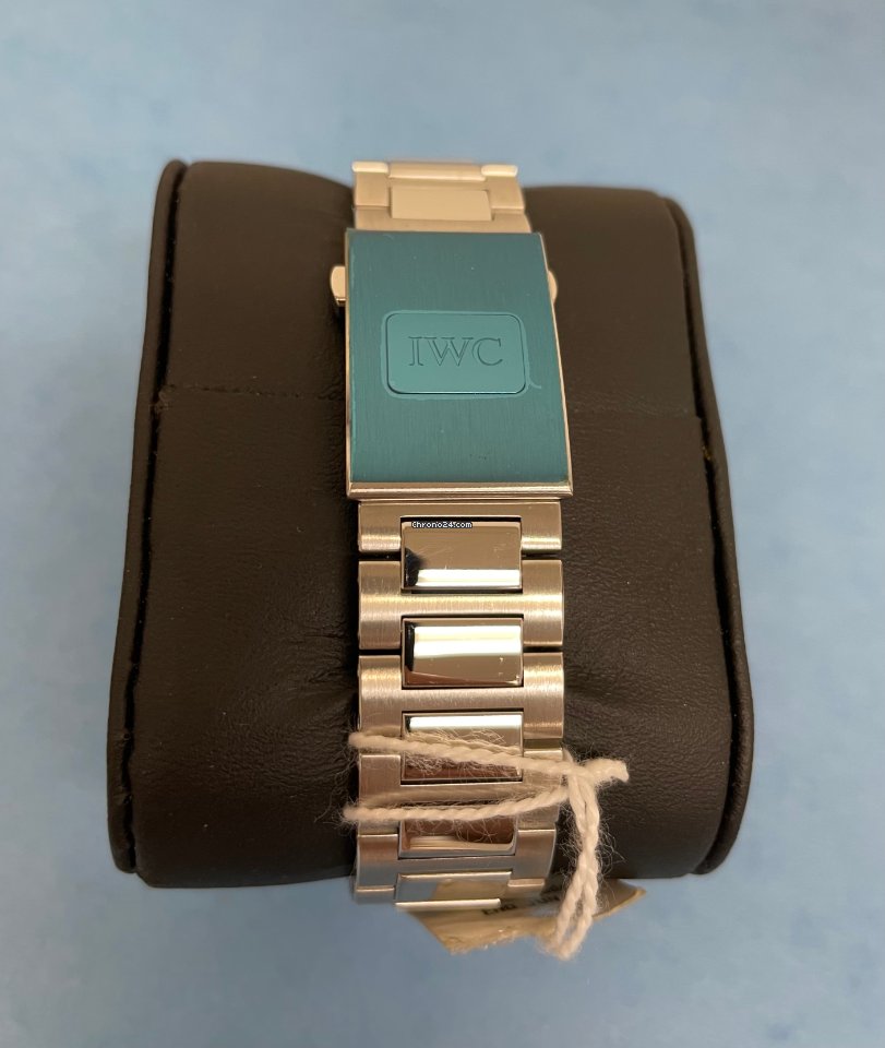 IMG_9081 IWC Ingenieur Chronograph Mens watch Unisex Automatic Steel IW380802 Replica 6