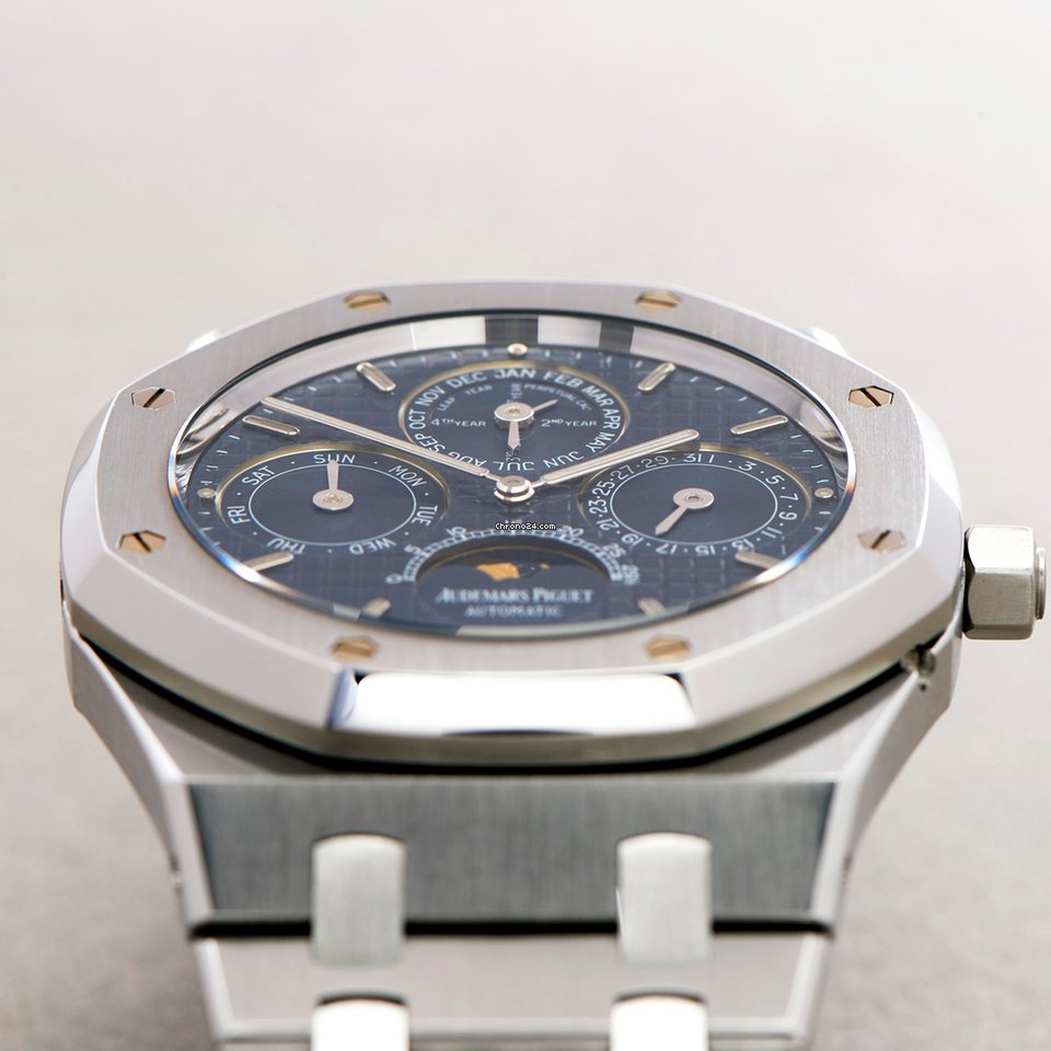 IMG_9081 Audemars Piguet Royal Oak Perpetual Calendar Mens watch Unisex Automatic Steel 25820ST Replica 6