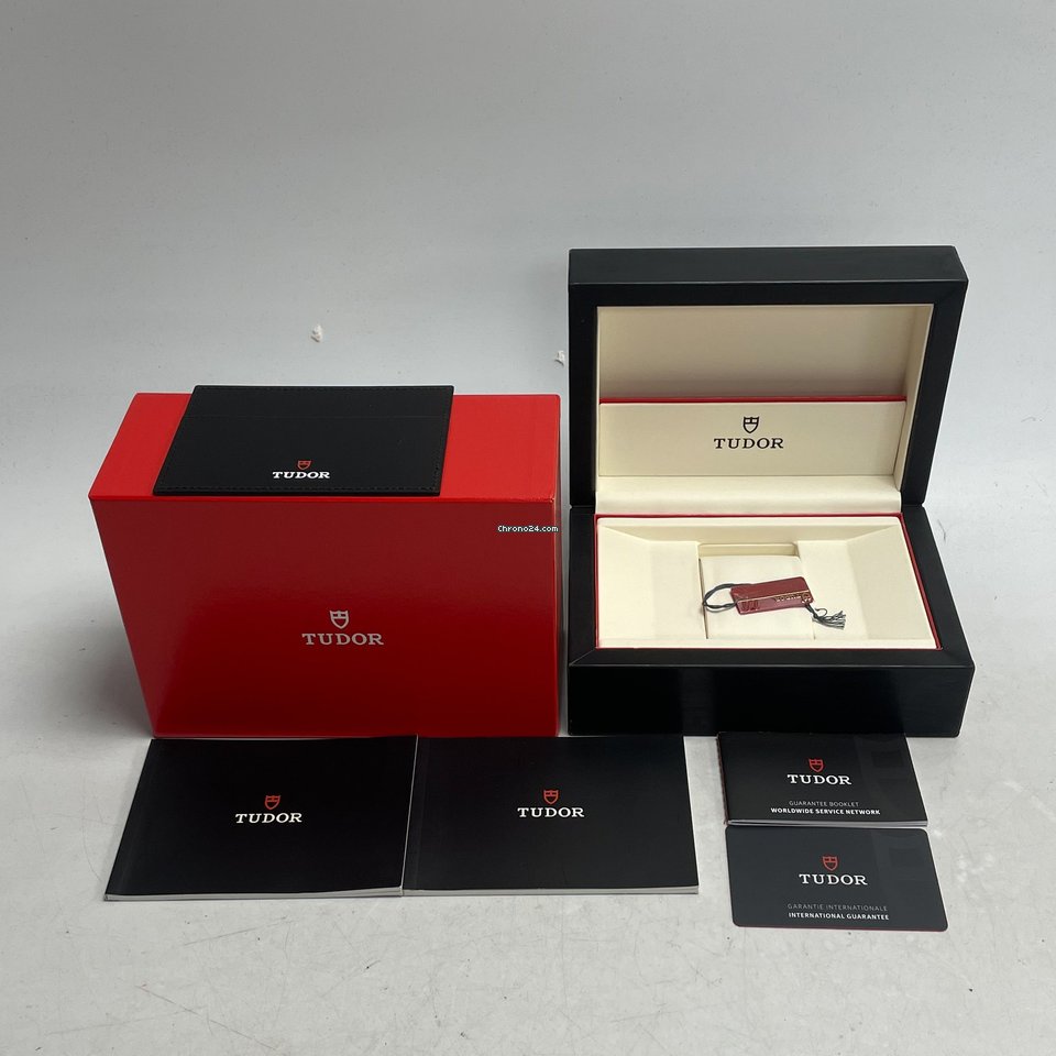 Tudor Glamour Date Womens watch Automatic Steel 55010N SLV DI BRC Replica 6