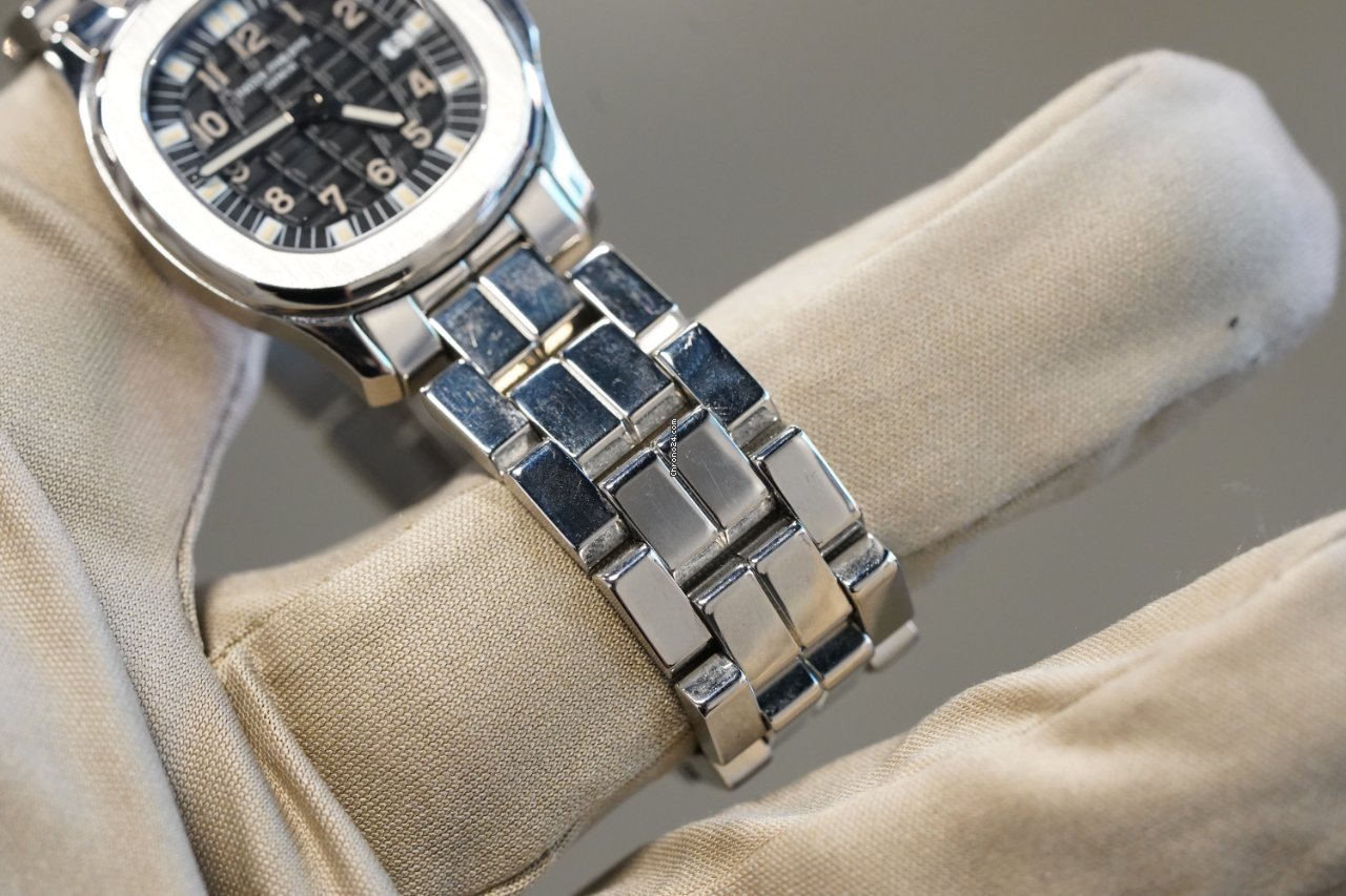 IMG_9081 Patek Philippe Aquanaut Womens watch Quartz Steel 4960 1A-001 Replica 6
