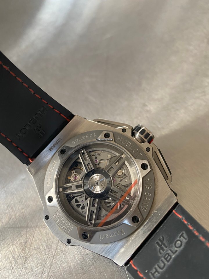 IMG_9081 Hublot Big Bang Ferrari Mens watch Unisex Automatic Titanium 401.NQ.0123.VR Replica 6