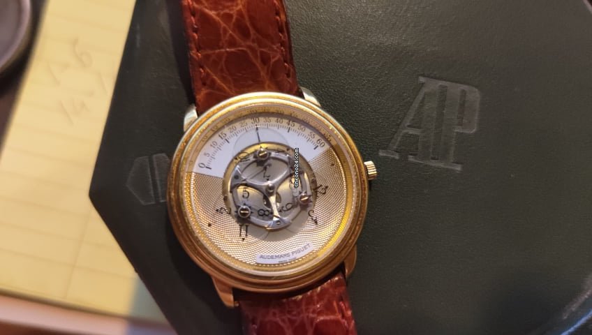 IMG_9081 Audemars Piguet Mens watch Unisex Automatic Yellow gold 25720 Replica 6