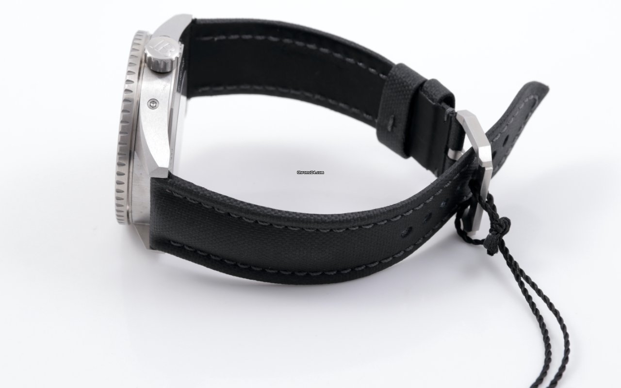 IMG_9081 Blancpain Fifty Fathoms Bathyscaphe Mens watch Unisex Automatic Steel 5071-1110-B52A Replica 6