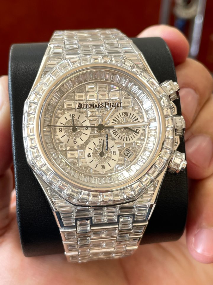 IMG_9081 Audemars Piguet Royal Oak Chronograph Mens watch Unisex Automatic White gold 26331ST.OO.1220ST.02 Replica 6