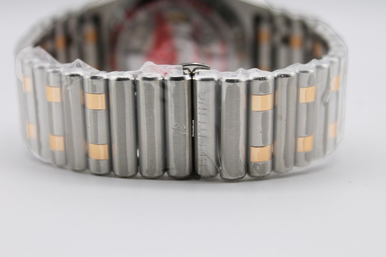 IMG_9081 Breitling Chronomat Mens watch Unisex Automatic Gold Steel UB0134101C1U1 Replica 6
