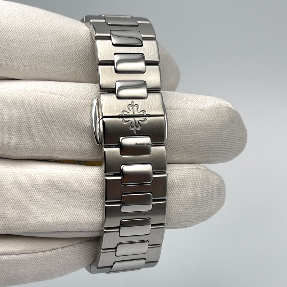 IMG_9081 Patek Philippe Nautilus Womens watch Automatic Steel 7018 1A-010 Replica 6