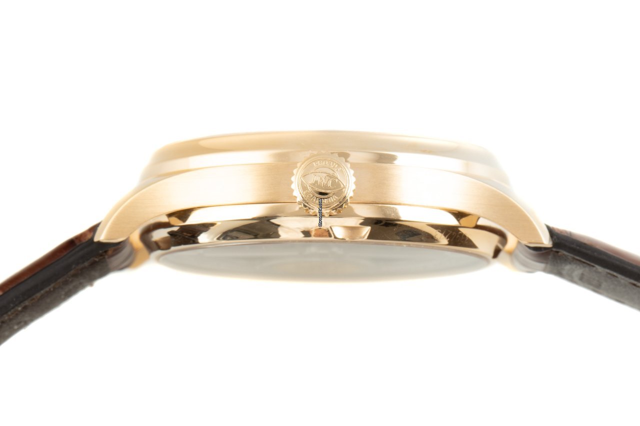 IMG_9081 IWC Portuguese Automatic Mens watch Unisex Automatic Yellow gold 5001 Replica 6