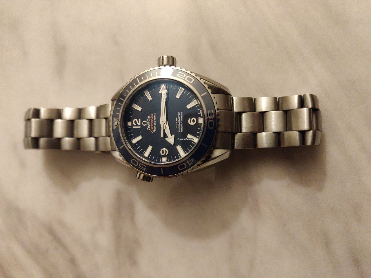 IMG_9081 Omega Seamaster Planet Ocean Mens watch Unisex Automatic Titanium 232.90.38.20.03.001 Replica 6