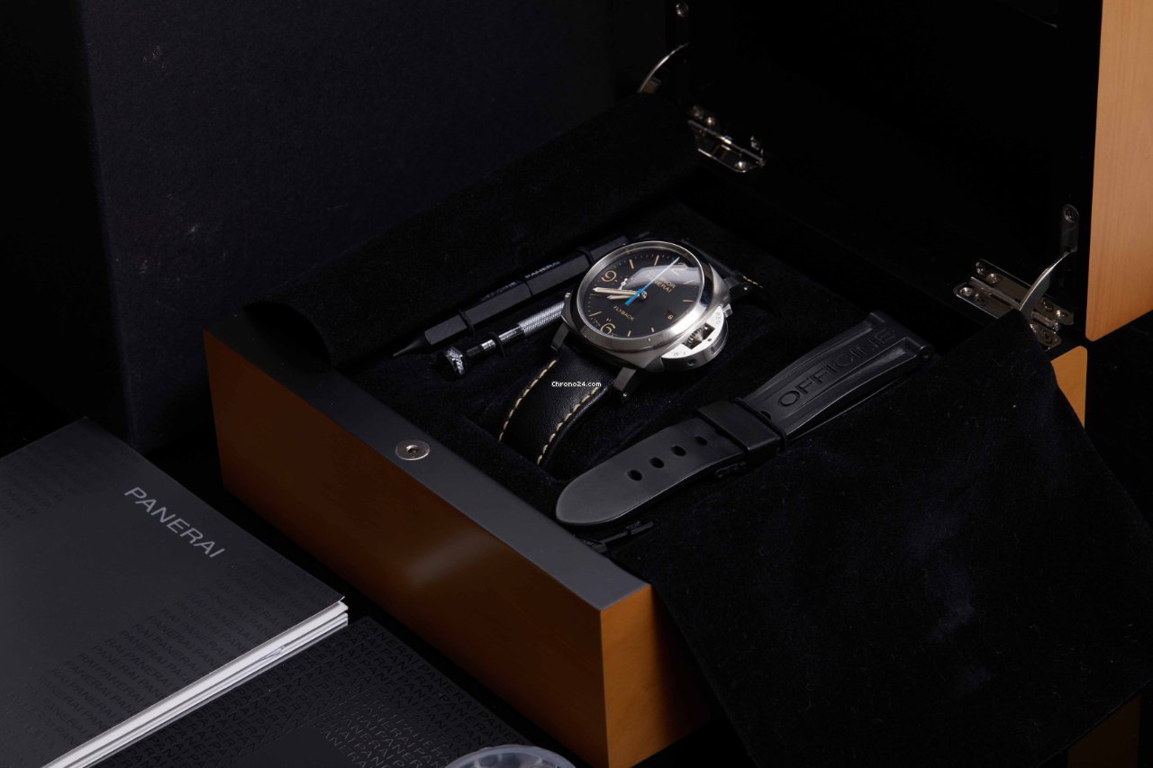 IMG_9081 Panerai Luminor 1950 3 Days Chrono Flyback Mens watch Unisex Automatic Steel PAM 00524 Replica 6