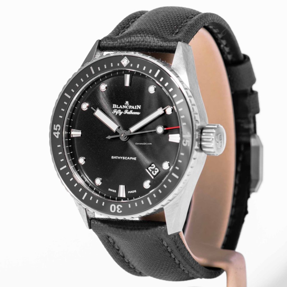 IMG_9081 Blancpain Fifty Fathoms Bathyscaphe Mens watch Unisex Automatic Titanium 5000-1230-B52A Replica 6
