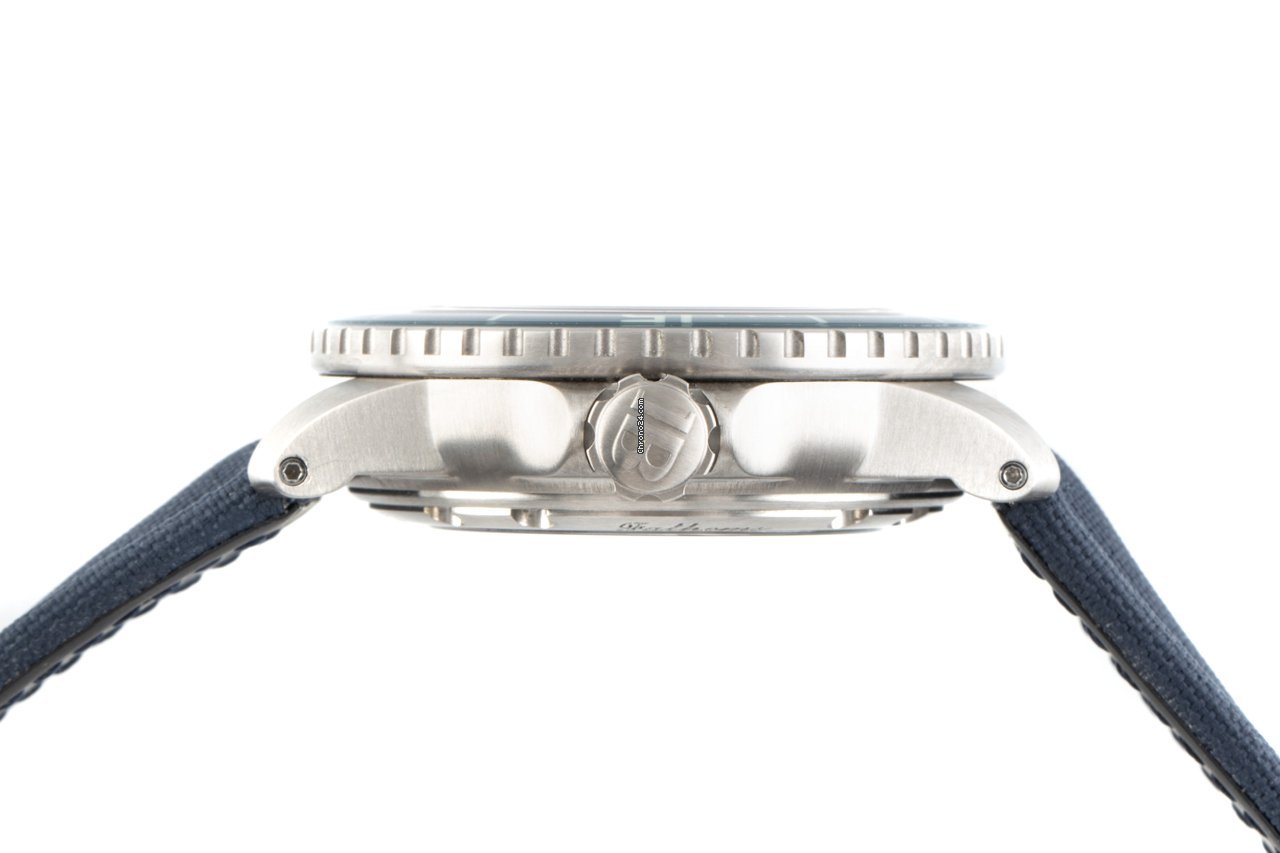 IMG_9081 Blancpain Fifty Fathoms Mens watch Unisex Automatic Titanium 5015 12B40 052A Replica 6