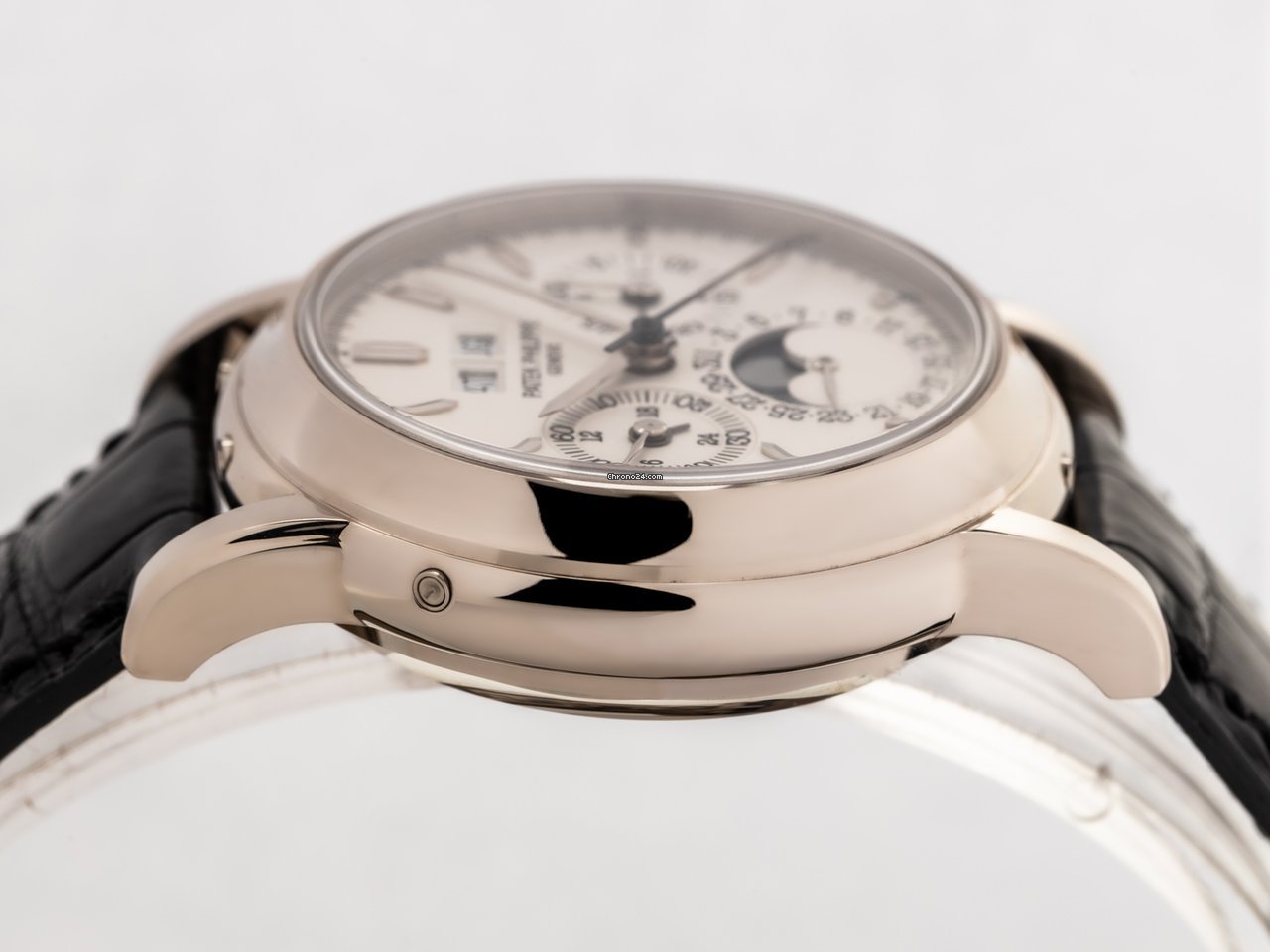 IMG_9081 Patek Philippe Perpetual Calendar Chronograph Mens watch Unisex Manual winding White gold 3970EG-016 Replica 6