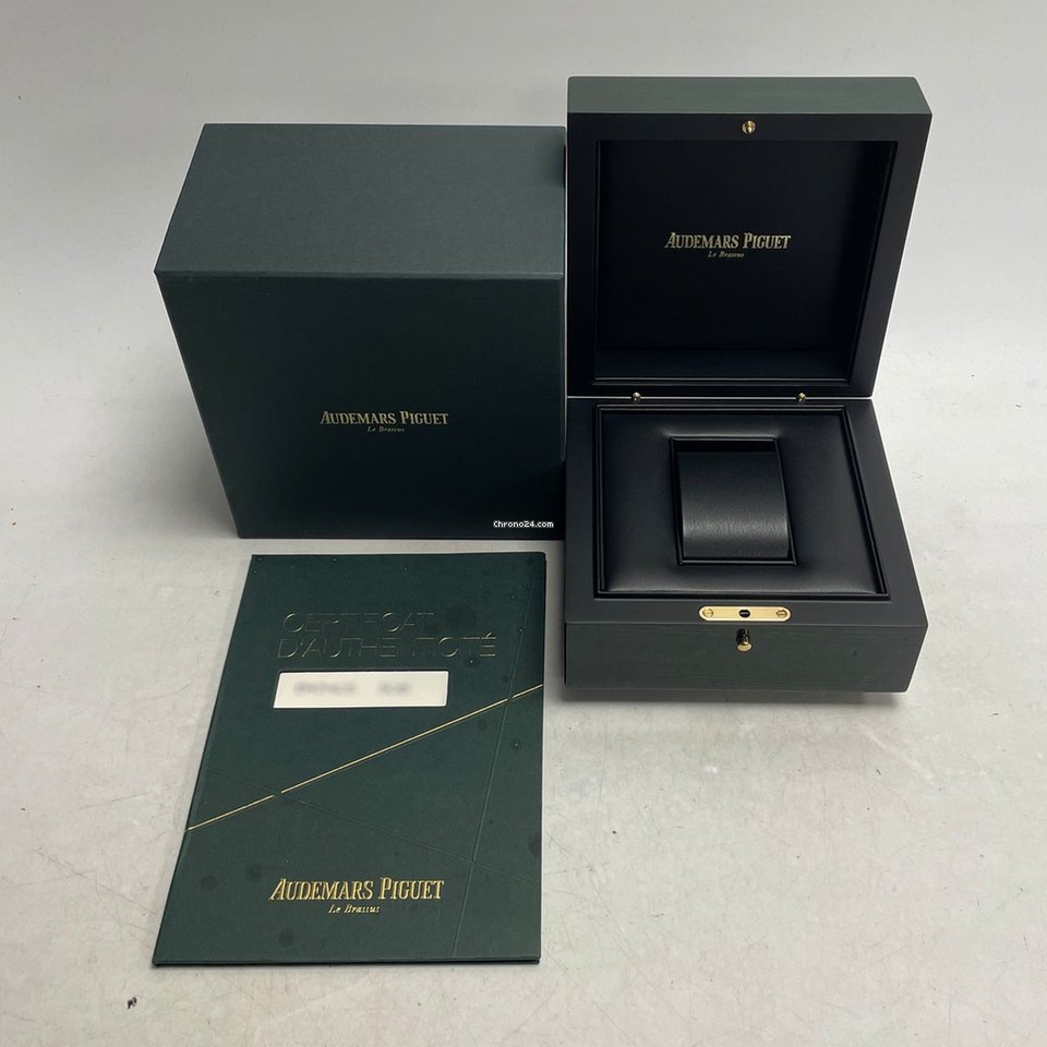 IMG_9081 Audemars Piguet Royal Oak Jumbo Mens watch Unisex Automatic Yellow gold 5402BA Replica 6