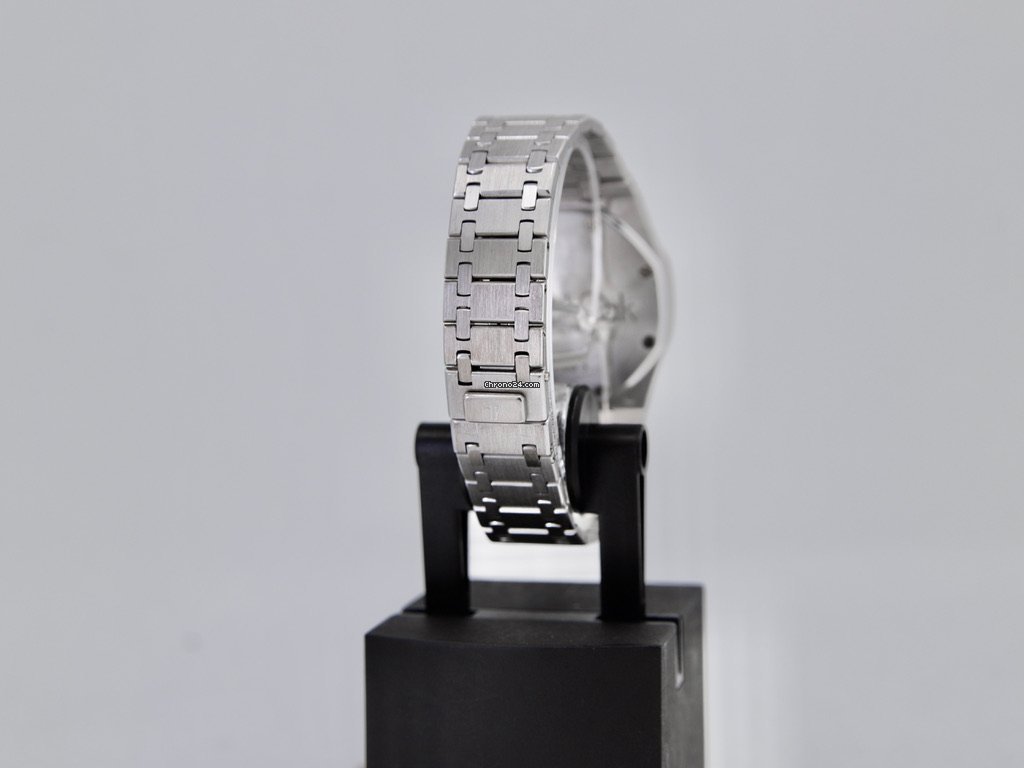 IMG_9081 Audemars Piguet Royal Oak Chronograph Automatic White gold 25960BC.OO.1185BC.01 Replica 6