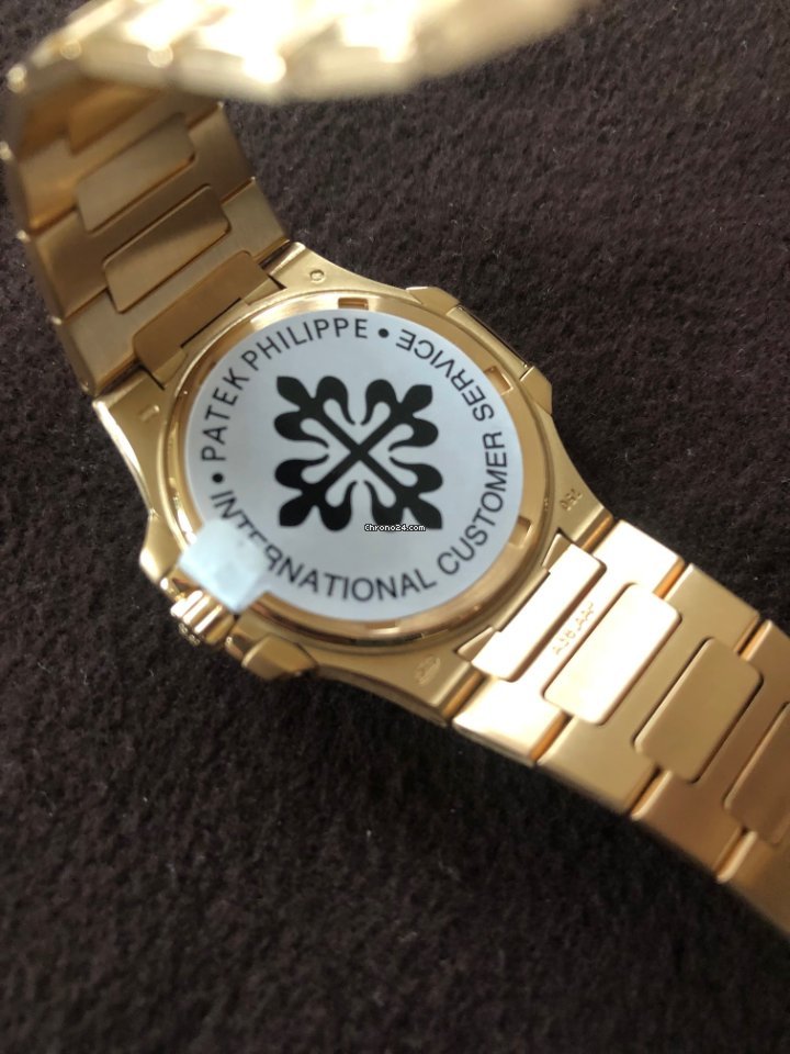 IMG_9081 Patek Philippe Nautilus Womens watch Quartz Rose gold 7011 1R-010 Replica 6