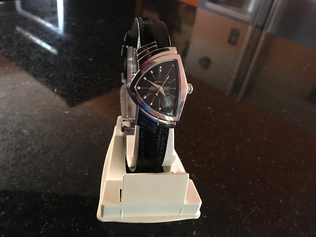 IMG_9081 Hamilton Ventura Womens watch Quartz H24 211 732 Replica 6
