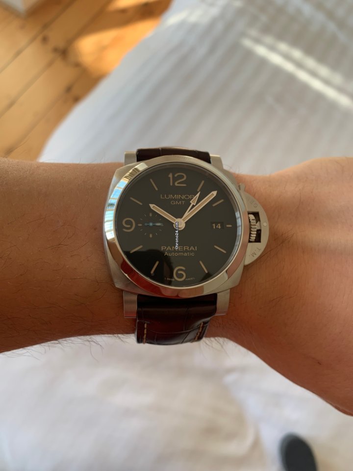 IMG_9081 Panerai Luminor 1950 3 Days GMT Automatic Mens watch Unisex Automatic Steel PAM 01320 Replica 6