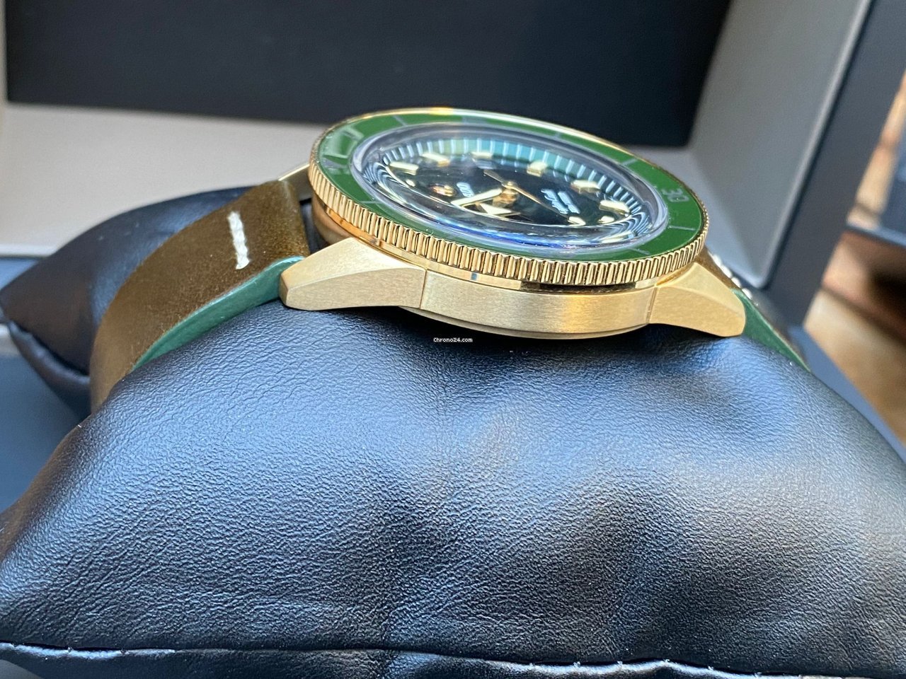 IMG_9081 Rado HyperChrome Captain Cook Mens watch Unisex Automatic Bronze R32504315 Replica 6