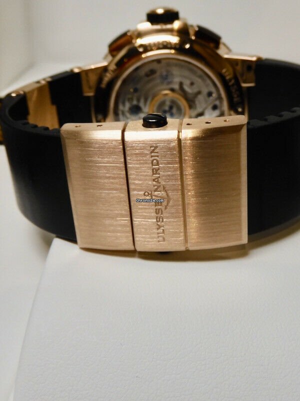 Ulysse Nardin Automatic Rose gold 1532-150-3 40 Replica 6