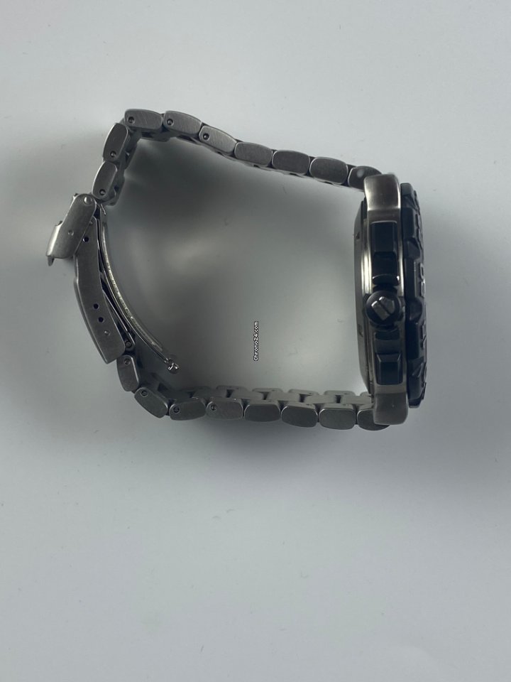 TAG Heuer Formula 1 Quartz Quartz Steel CAH1011.BA0860 Replica 6