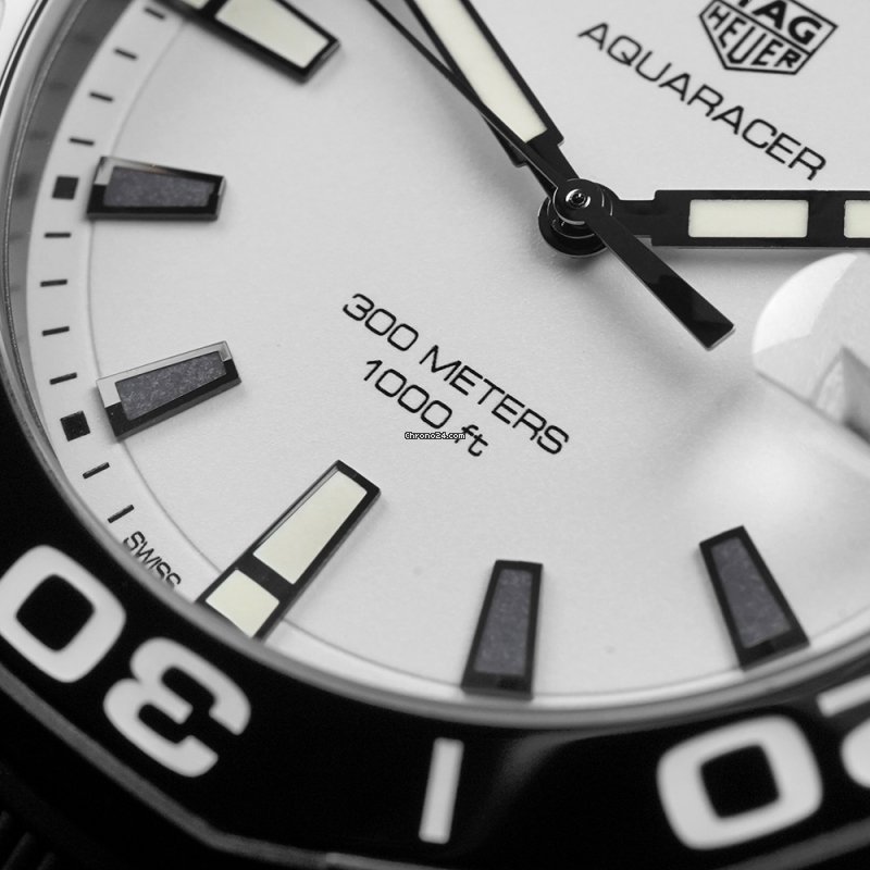 IMG_9081 TAG Heuer Aquaracer Mens watch Unisex Titanium WAY108A Replica 6