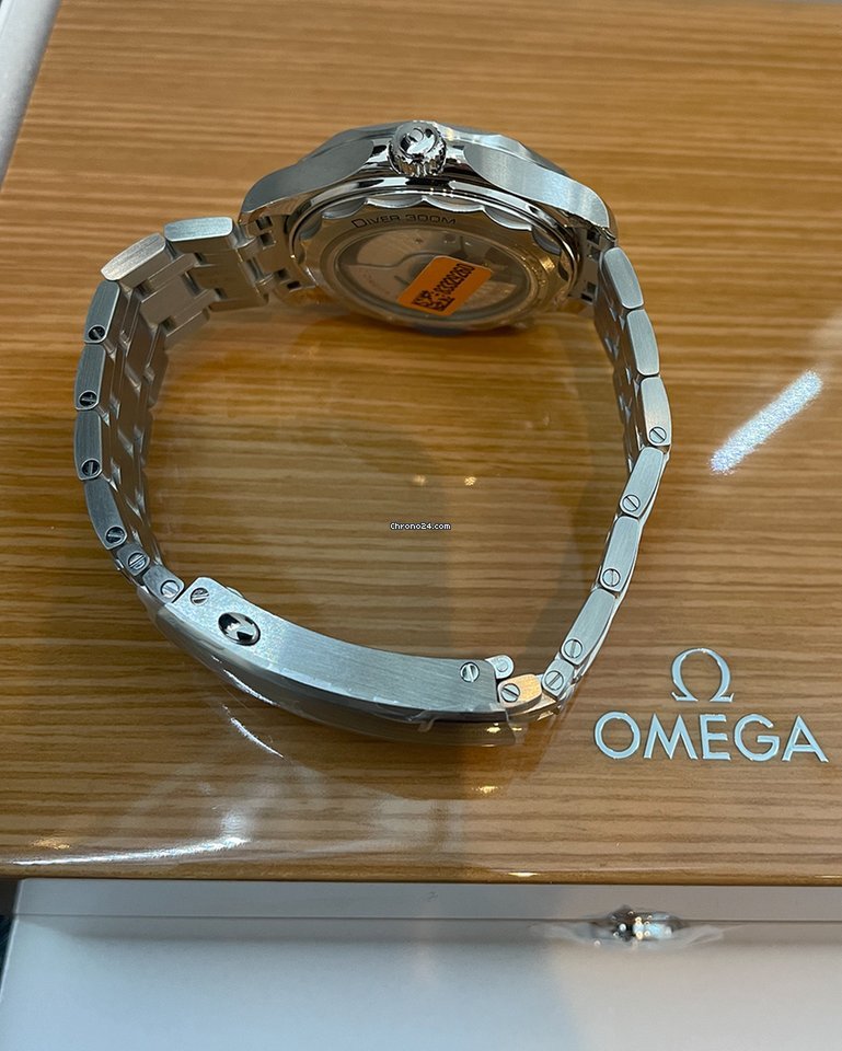 IMG_9081 Omega Seamaster Diver 300 M Mens watch Unisex Automatic Steel 210.30.42.20.03.001 Replica 6