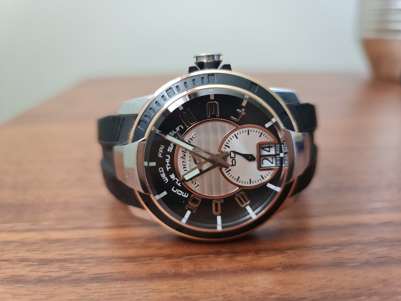 IMG_9081 Technomarine Mens watch Unisex Gold Steel 07122578 Replica 6
