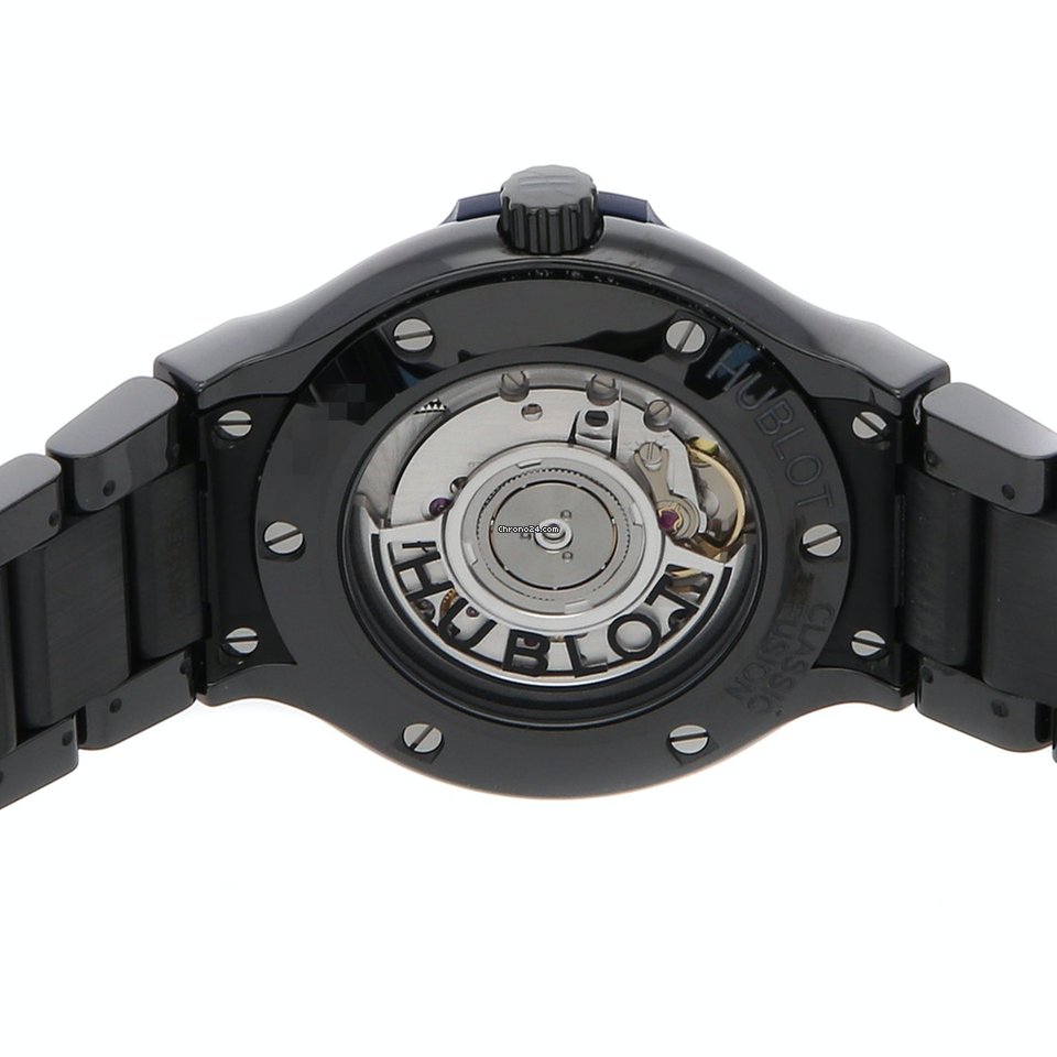 IMG_9081 Hublot Classic Fusion 45, 42, 38, 33 mm Womens watch Automatic Ceramic 568.CM.7170.CM.1204 Replica 6