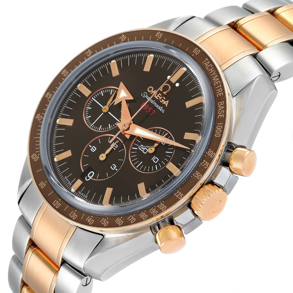 IMG_9081 Omega Speedmaster Broad Arrow Mens watch Unisex Automatic Gold Steel 321.90.42.50.13.001 Replica 6