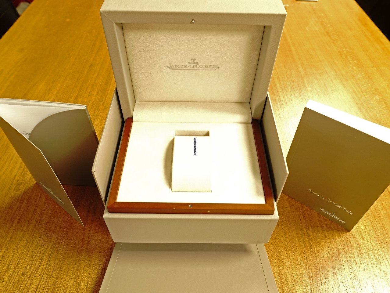 IMG_9081 Jaeger-LeCoultre Reverso Grande Date Mens watch Unisex Manual winding Rose gold 240.2.15 Replica 6