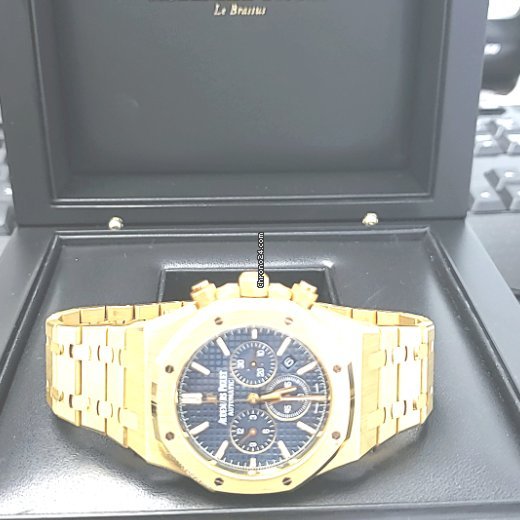 IMG_9081 Audemars Piguet Royal Oak Chronograph Mens watch Unisex Automatic Yellow gold 26320BA.OO.1220BA.02 Replica 6