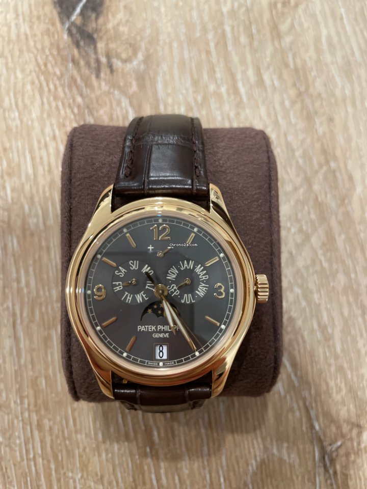 IMG_9081 Patek Philippe Annual Calendar Mens watch Unisex Automatic Yellow gold 5146J-010 Replica 6