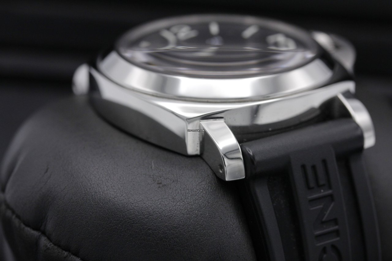 IMG_9081 Panerai Luminor Base Logo Steel PAM 000 Replica 6