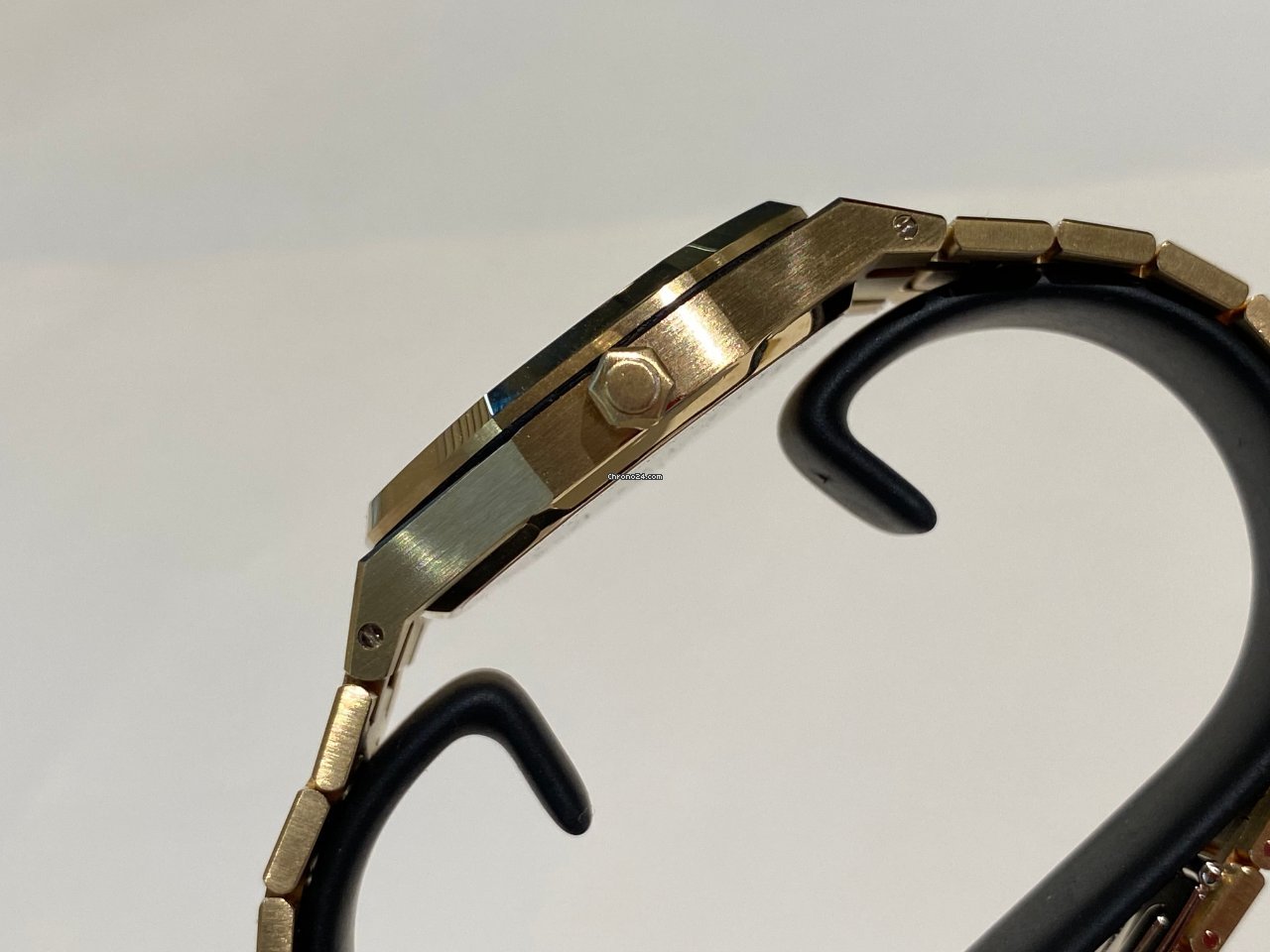 IMG_9081 Audemars Piguet Royal Oak Day-Date Mens watch Unisex Automatic Yellow gold 25572BA.OO.0789BA.01 Replica 6