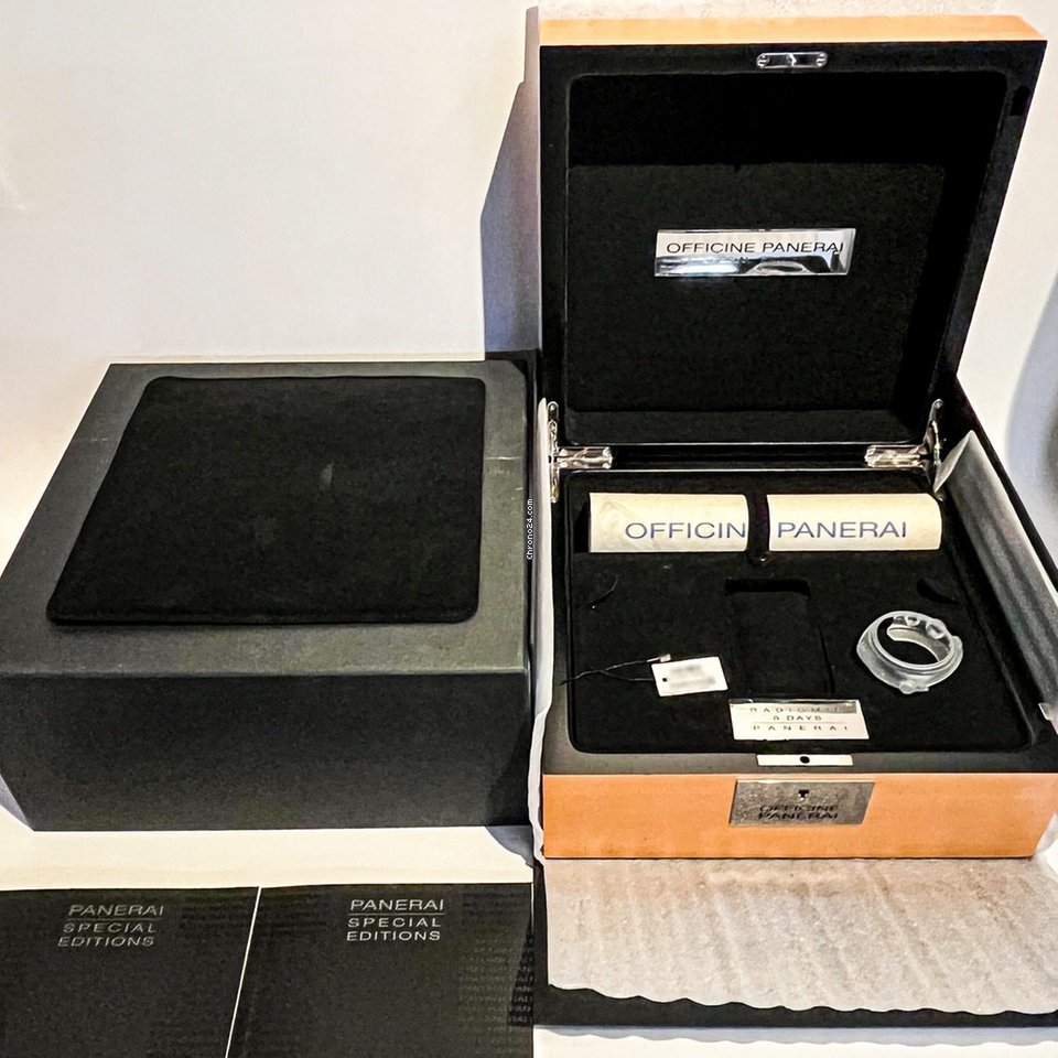 Panerai Special Editions Mens watch Unisex Manual winding Steel PAM00408 Replica 6