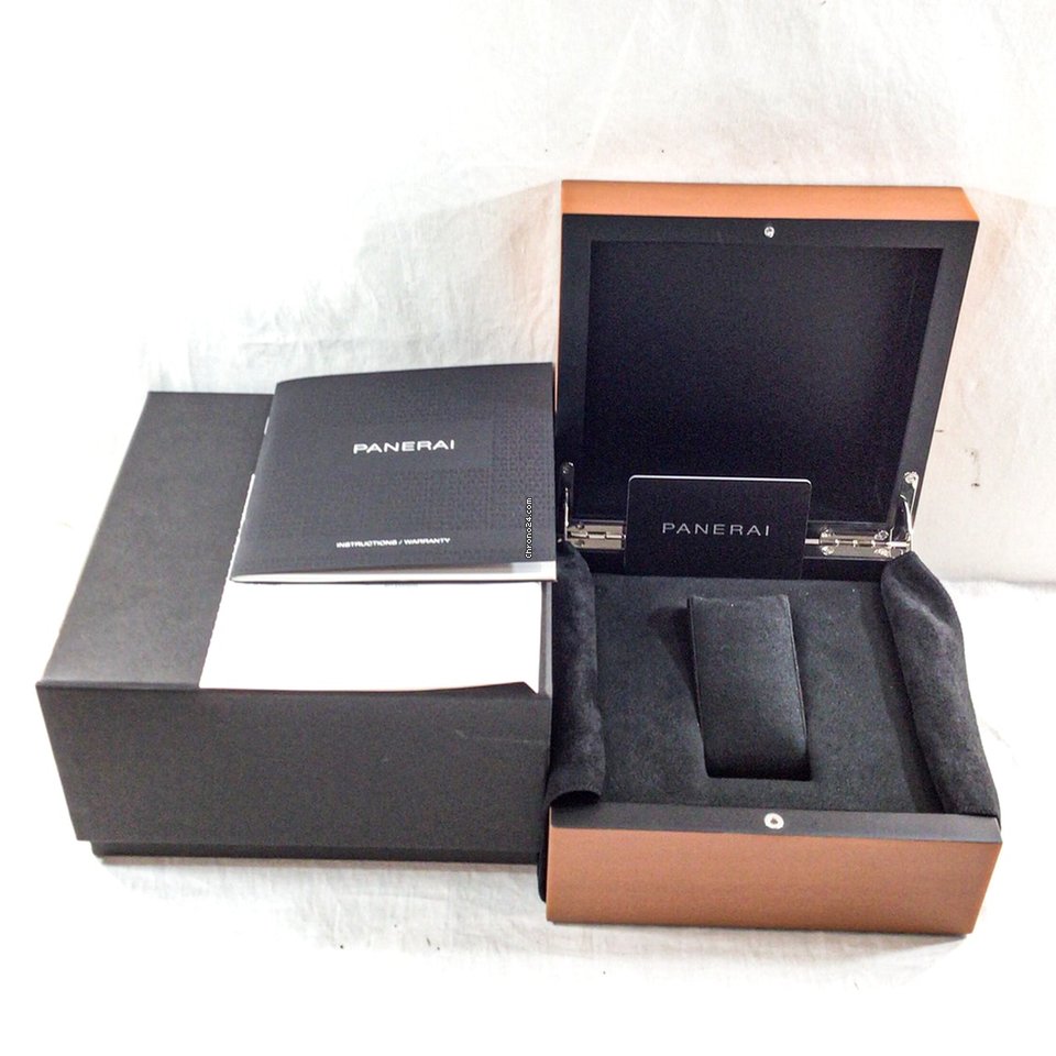 IMG_9081 Panerai Radiomir Black Seal Mens watch Unisex Manual winding Steel PAM00754 Replica 6
