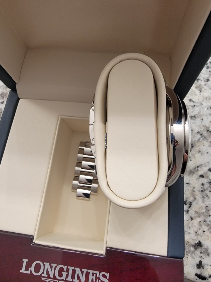 IMG_9081 Longines Conquest Mens watch Unisex Quartz Steel L3.759.4.96.6 Replica 6