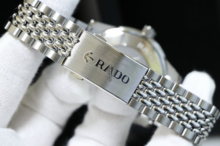 IMG_9081 Rado HyperChrome Captain Cook Automatic Steel R32105153 Replica 6