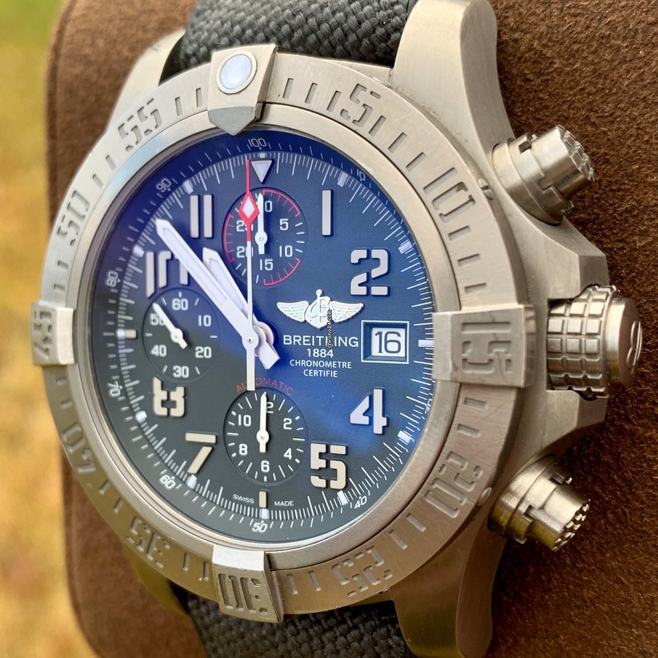 Breitling Avenger Bandit Mens watch Unisex Automatic Titanium E1338310 M534 Replica 6