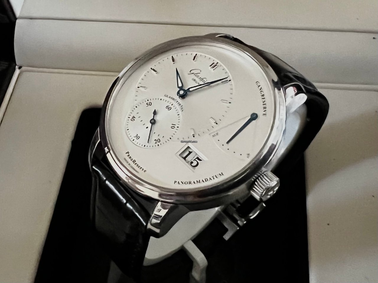 IMG_9081 Glashutte Original PanoReserve Mens watch Unisex Manual winding Steel 1-65-01-22-12-04 Replica 6